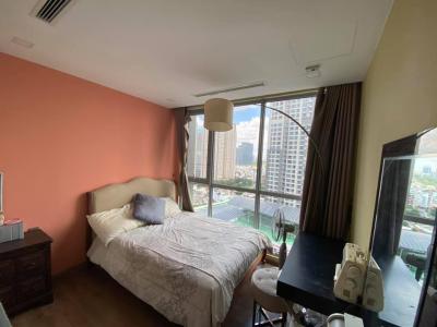 phòng ngủ căn hộ Vinhomes Central Park Căn hộ Vinhomes Central Park cửa hướng Đông, view nội khu tuyệt đẹp.