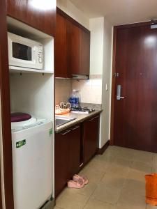 Nhà Bếp The Manor Quận Bình Thạnh Căn hộ Studio The Manor view thoáng mát, nội thất tiện nghi.