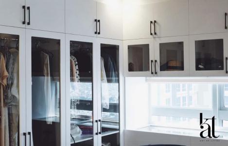 Phòng thay đồ Vinhomes Central Park, Bình Thạnh Căn hộ Vinhomes Central Park đầy đủ nội thất, hướng Tây Bắc.