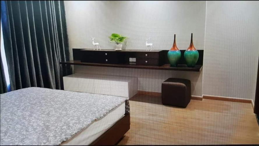 Không gian căn hộ Vinhomes Central Park, Quận Bình Thạnh Căn hộ cao cấp Vinhomes Central Park có 3 phòng ngủ, đầy đủ nội thất.