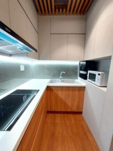 Căn hộ The Botanica, Tân Bình Căn hộ The Botanica tầng 08 ban công hướng Đông Nam