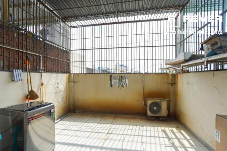 Sân thượng nhà phố Tân Bình Bán nhà 3 tầng Nguyễn Sỹ Sách, Tân Bình, đầy đủ nội thất, cách chợ Tân Trụ 250m