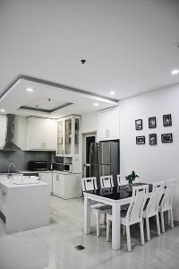 Căn hộ La Casa quận 7 Căn hộ tầng 28 La Casa ban công Đông Nam, nội thất đầy đủ