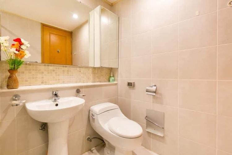 Phòng tắm căn hộ The Manor, Quận Bình Thạnh Căn hộ tầng 21 The Manor gồm 2 phòng ngủ, đầy đủ nội thất.