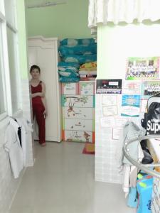 Nhà phố Quận 7 Nhà phố kết cấu 1 trệt 1 lầu hướng Tây, khu dân cư đông đúc.