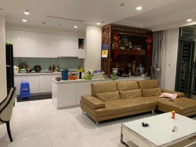 Phòng khách căn hộ Vinhomes Cemtral Park, Quận Bình Thạnh Căn hộ Vinhomes Central Park hướng Tây Bắc, view nội khu tuyệt đẹp.