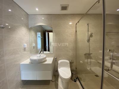 Phòng khách , Căn hộ Vinhomes Central Park , Quận Bình Thạnh Căn hộ tầng 27 Vinhomes Central Park gồm 3 phòng ngủ, đầy đủ nội thất.