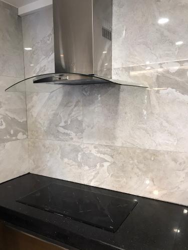 Bếp căn hộ Scenic Valley Căn hộ Scenic Valley đầy đủ nội thất sang trọng và cao cấp.