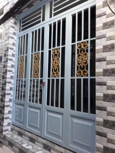 Mặt tiền nhà phố Mễ Cốc, Quận 8 Nhà phố khu dân cư khép kín an ninh, nội thất đầy đủ.