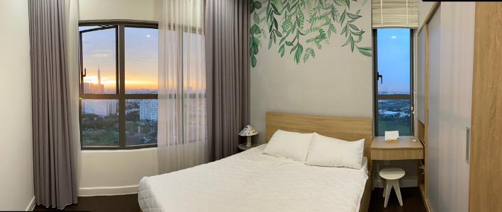 Phòng ngủ + view từ phòng ngủ Căn hộ The Sun Avenue thuộc tầng cao, diện tích 90.3m2 
