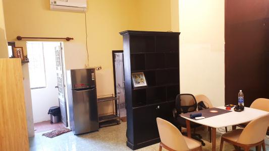 Phòng bếp căn hộ Đào Duy Từ, Quận 10 Căn hộ Đào Duy Từ tầng thấp hướng Tây Bắc, đầy đủ nội thất.