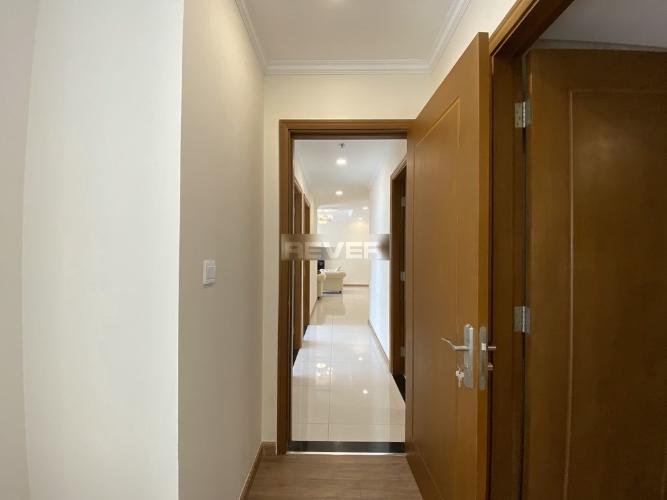 Không gian căn hộ Vinhomes Central Park , Quận Bình Thạnh Căn hộ tầng 27 Vinhomes Central Park gồm 3 phòng ngủ, đầy đủ nội thất.