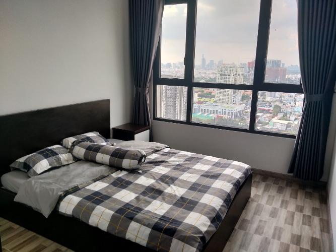 phòng ngủ căn hộ đảo kim cương Căn hộ Đảo Kim Cương tầng trung, đón view thành phố sầm uất.