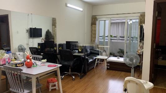 Căn hộ tầng 3 Orient Apartment ban công hướng Đông Nam.