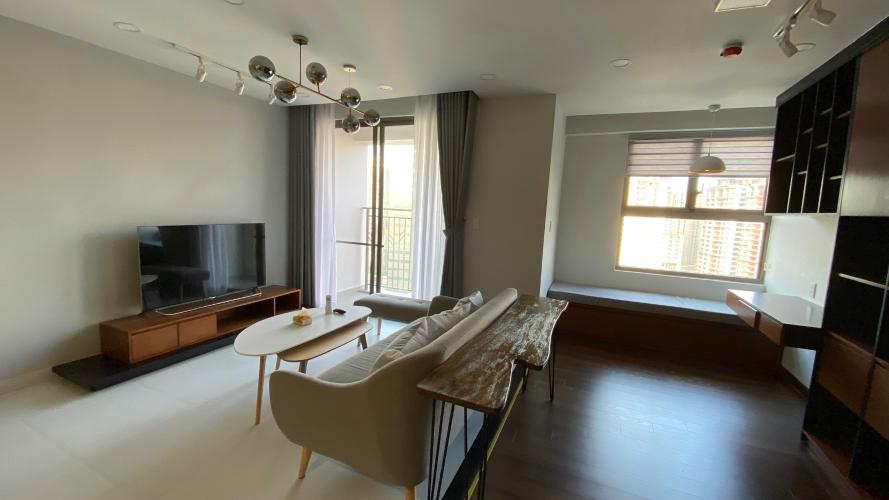 Phòng khách căn hộ Saigon South Residence Cho thuê căn hộ Saigon South Residence tầng trung, diện tích 94.89m2, đầy đủ nội thất, ban công hướng Nam.