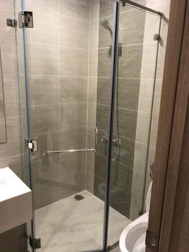Toilet Vinhomes Grand Park Quận 9 Căn hộ Vinhomes Grand Park tầng trung, hướng thành phố.