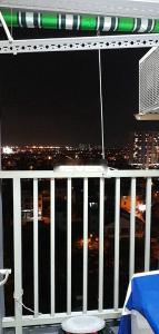 View căn hộ Sky 9, Quận 9 Căn hộ Sky 9 tầng trung hướng Tây Bắc view thoáng mát, đầy đủ nội thất.