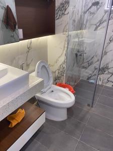 Phòng tắm căn hộ Sunrise Riverside Bán căn hộ tầng cao Sunrise Riverside đầy đủ nội thất, dọn vào ở ngay.