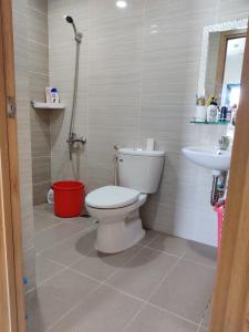 Căn hộ La Astoria, Quận 2 Căn hộ La Astoria tầng cao, ban công hướng Tây.