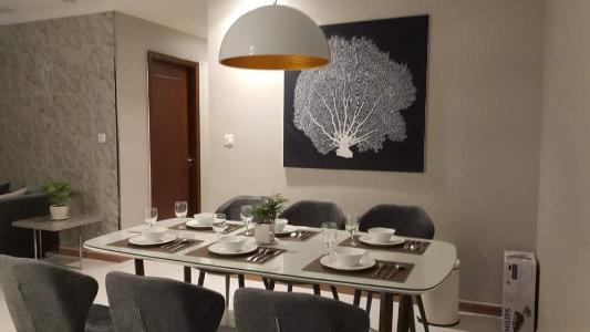 Không gian căn hộ Vinhomes Central Park, Quận Bình Thạnh Căn hộ cao cấp Vinhomes Central Park có 3 phòng ngủ, đầy đủ nội thất.