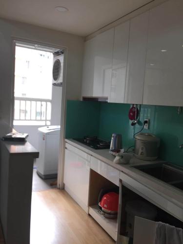 Phòng bếp Lexington Residence Quận 2 Căn hộ Lexington Residence tầng trung, view nội khu.