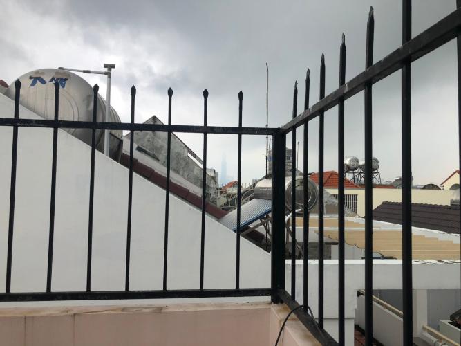 a257e949b77b4925106a Biệt thự Quận 2 ven sông, thiết kế hiện đại, vị trí đắc địa.