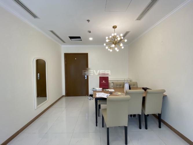 Nội thất căn hộ Vinhomes Central Park , Quận Bình Thạnh Căn hộ tầng 27 Vinhomes Central Park gồm 3 phòng ngủ, đầy đủ nội thất.