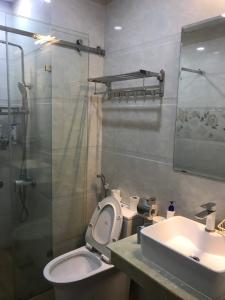 Phòng tắm căn hộ Garden Gate Căn hộ chung cư Garden Gate hướng Tây, view thành phố đẹp lung linh.