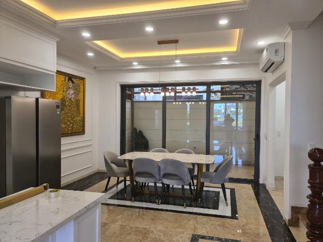 Phòng Khách  Cho thuê biệt thự Ninesouth đường Nguyễn Hữu Thọ Nhà Bè, diện tích 140m2