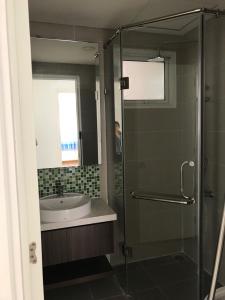 Phòng tắm Dragon Hill 2, Nhà Bè Căn hộ Dragon Hill 2 nội thất đầy đủ, view yên tĩnh.