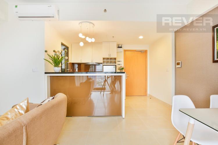 Phòng bếp hướng ra ban công Căn góc tầng cao T4A Masteri Thảo Điền