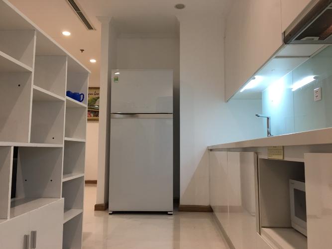 Phòng bếp Vinhomes Central Park Căn hộ Vinhomes Central Park tầng trung, đầy đủ nội thất.