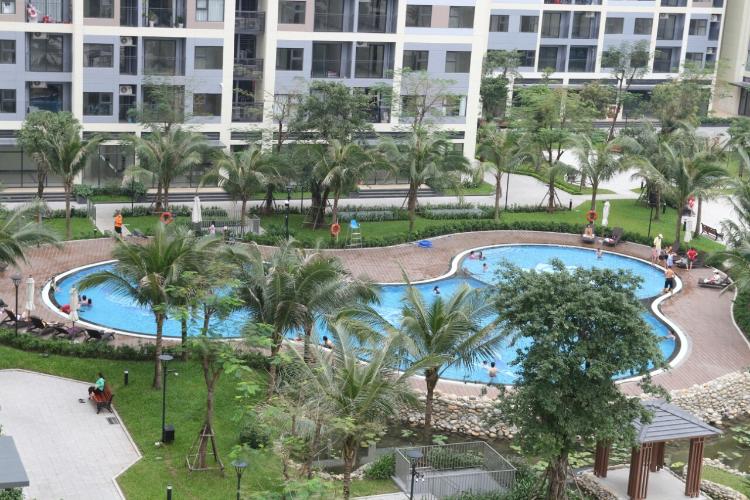 View Vinhomes Grand Park Quận 9 Căn hộ Vinhomes Grand Park tầng trung thoáng mát, đón view nội khu.