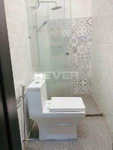 Nhà phố Quận Gò Vấp Nhà phố có 2 mặt tiền hẻm xe tải, diện tích 40m2 nội thất cơ bản.