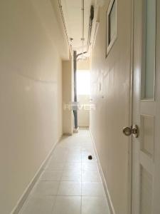 Hành lang Topaz Home 2, Quận 9 Căn hộ Topaz Home 2 tầng trung, ban công hướng Tây Bắc.