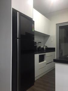 Phòng bếp LuxCity Quận 7 Căn hộ Luxcity đầy đủ nội thất, ban công thoáng mát.