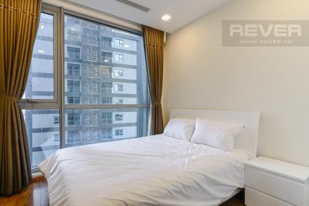 Căn hộ Vinhomes Central Park, Quận Bình Thạnh Căn hộ Vinhomes Central Park 2 phòng ngủ, tầng thấp P6, nội thất đầy đủ