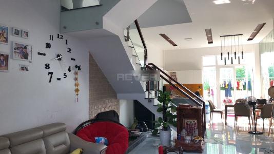 Nhà phố KDC Điền Phúc Thành, quận 9 Nhà phố KDC Điền Phúc Thành diện tích 5m x20m, có sân vườn rộng