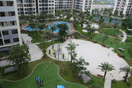 View Vinhomes Grand Park Quận 9 Căn hộ Vinhomes Grand Park tầng trung thoáng mát, đón view nội khu.