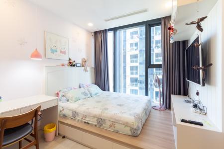 Căn hộ Vinhomes Golden River, Quận 1 Căn hộ Vinhomes Golden River tầng cao, hướng Đông Bắc.