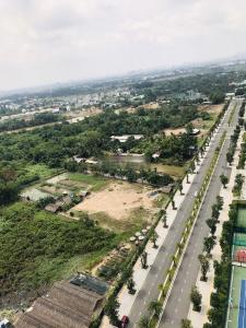 View Vinhomes Grand Park Quận 9 Căn hộ Vinhomes Grand Park tầng cao, view thành phố hướng Đông Nam.