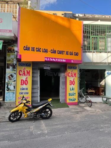 Nhà phố Quận Tân Phú Nhà phố hẻm xe hơi quay đầu, kết cấu 1 trệt 1 gác gỗ tiện ích đầy đủ.