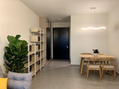 Phòng ăn Feliz En Vista, Quận 2 Căn hộ Feliz En Vista đầy đủ nội thất, nhìn ra Landmark 81.