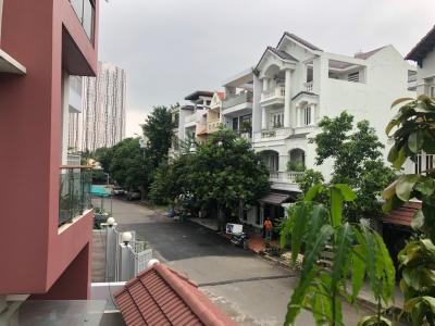 7feb7af524c7da9983d6 Biệt thự Quận 2 ven sông, thiết kế hiện đại, vị trí đắc địa.