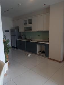 Căn hộ Vinhomes Central Park, Quận Bình Thạnh Căn hộ Vinhomes Central Park cửa hướng Đông, đầy đủ nội thất hiện đại.