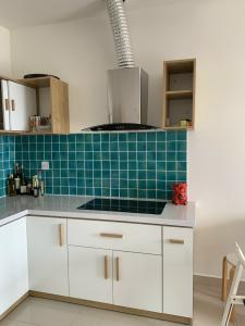 bếp căn hộ The Sun Avenue Căn hộ The Sun Avenue tầng trung, nội thất đầy đủ tiện nghi.