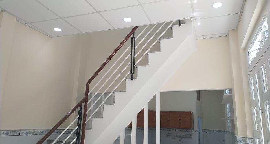 Nhà phố Hồng Bàng, Quận 11 Nhà phố hướng Đông, diện tích 39.4m2, sổ hồng riêng.