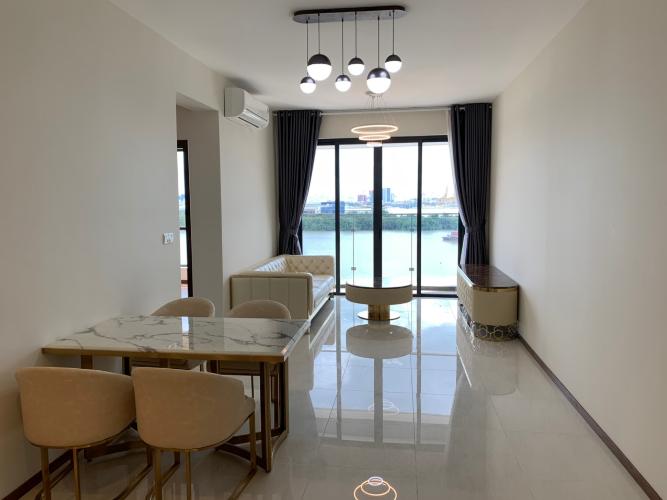 Phòng khách căn hộ One Verandah Căn hộ One Verandah nội thất cơ bản, view sông thoáng mát.