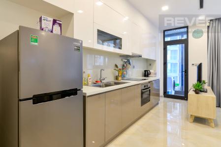 Bếp Bán căn hộ Vinhomes Golden River 1PN tầng cao, đầy đủ nội thất, view sông thoáng mát