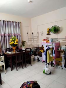 Không gian căn hộ Bình Trị Đông B, Bình Tân Căn hộ Bình Trị Đông B tầng 9 gồm 2 phòng ngủ, nội thất cơ bản.